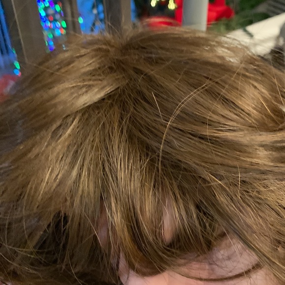 NWTS! Hairdo Glazed Hazelnut Med. Brown Ginger Wig. Natural and Gorgeous! - Picture 9 of 10